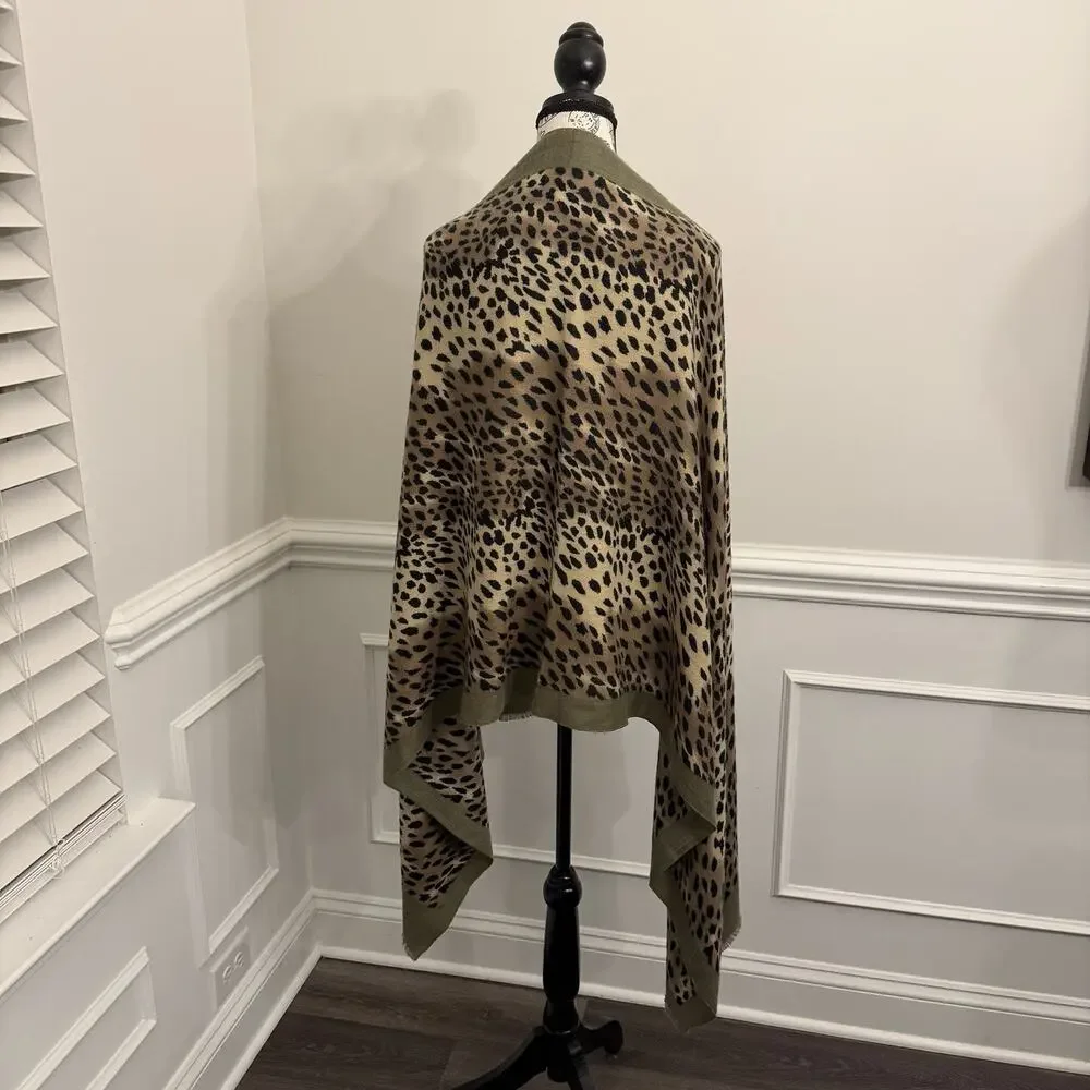 Francesca’s Accessories Animal Print Shawl/Wrap Sage Green Border One Size New